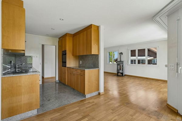 4½-Zimmer-Eigentumswohnung mit unverbaubarer Weitsicht und Hobbyraum 2