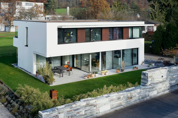 Exklusives 6½-Zimmer-Einfamilienhaus an ruhiger Lage mit grossem Garten 3