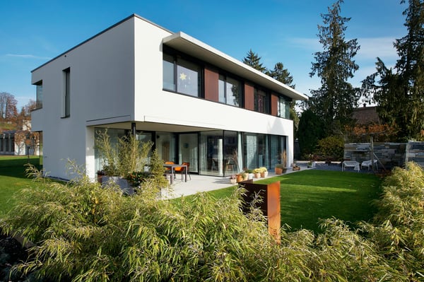 Exklusives 6½-Zimmer-Einfamilienhaus an ruhiger Lage mit grossem Garten 2