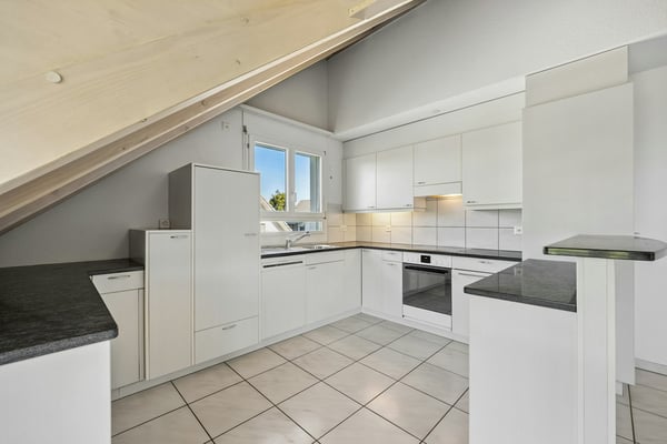 Wohnen mit Weitblick - grosszügige 5.5-Zimmer-Maisonettewohnung mit Charme 7