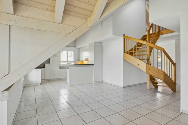 Wohnen mit Weitblick - charmante 5.5-Zimmer-Maisonettewohnung mit viel Platz 1