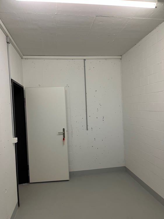 moderner Hobbyraum an toller Lage! 2