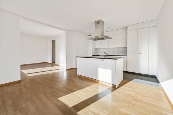 Schmucke und helle Wohnung beim Silberturm 3
