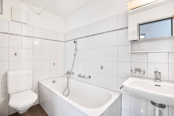 Wohnung mit Kachelofen und besonderem Charme 7