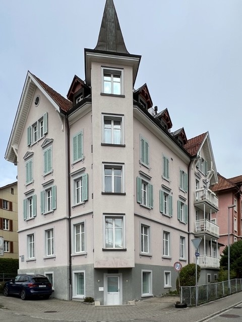 Wohnung mit Kachelofen und besonderem Charme 2