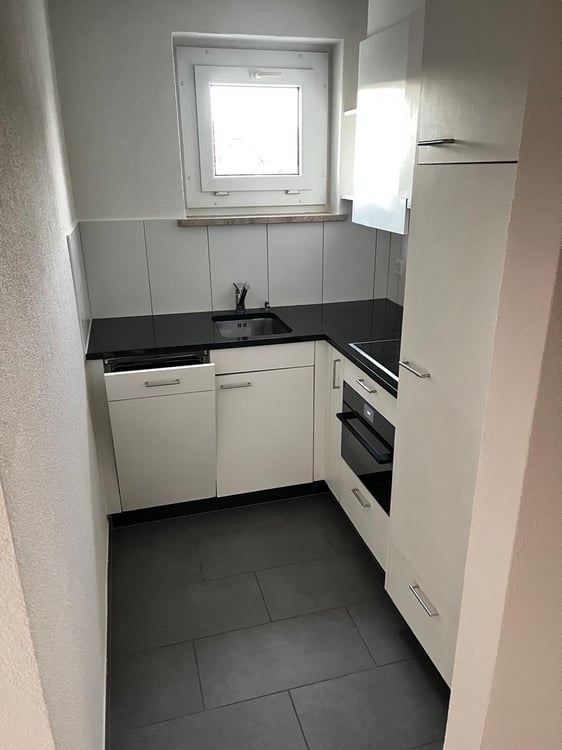 kompakt und citynah - 2.5- Zimmerwohnung beim Silberturm 5