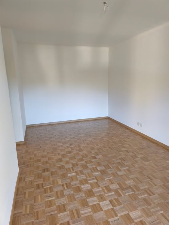 Grosszügige Wohnung an ruhiger Lage 4
