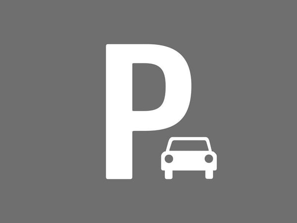 Einstellhallenplatz gesucht? 16