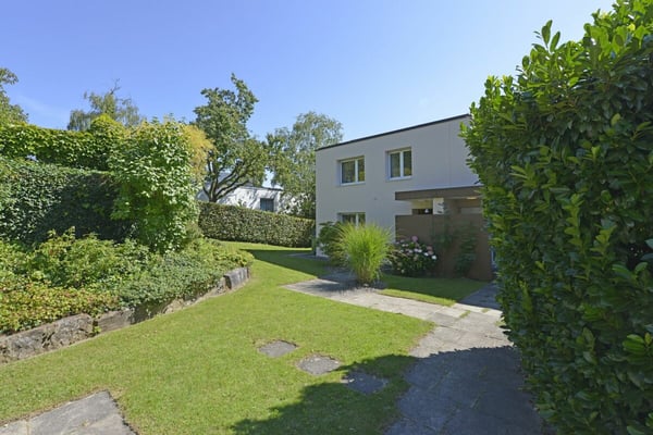 1.5-Zimmer-Reiheneinfamilieneckhaus mit Garten 3