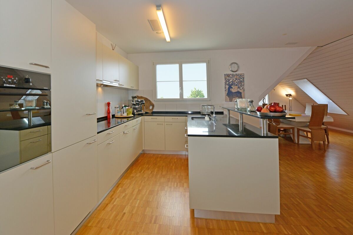 5.5-Zimmer-Dachmaisonettewohnung im Grünen