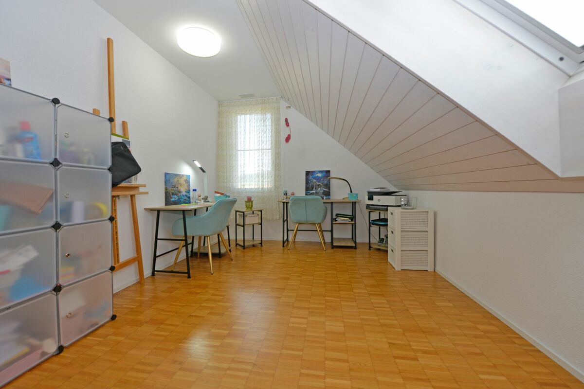 5.5-Zimmer-Dachmaisonettewohnung im Grünen