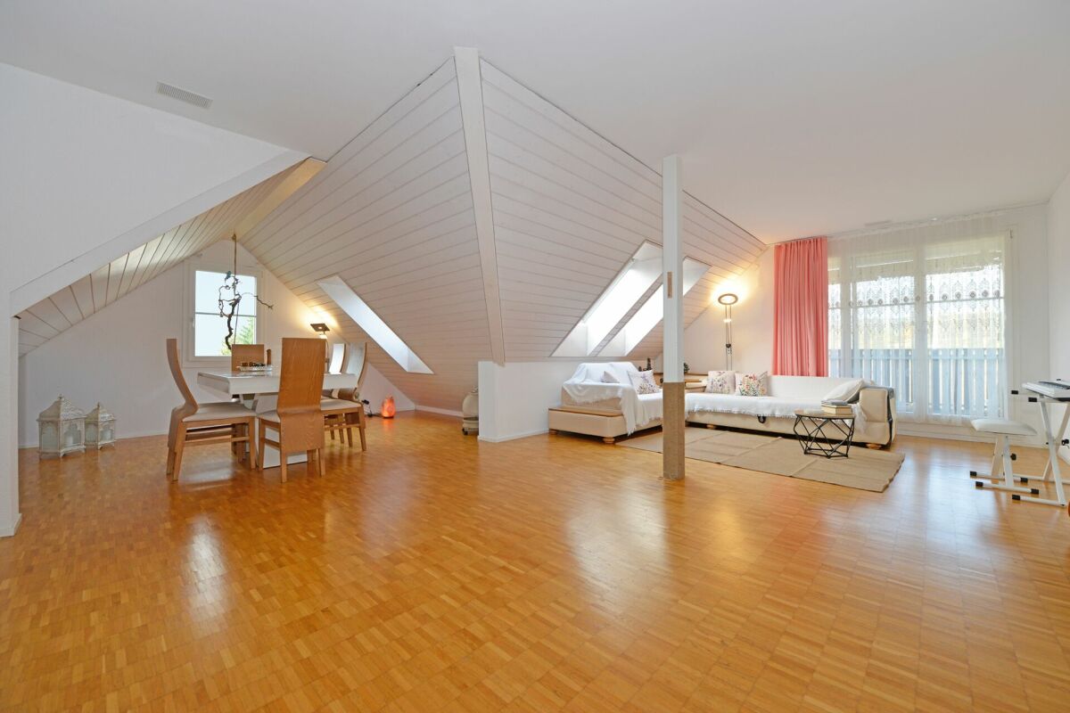 5.5-Zimmer-Dachmaisonettewohnung im Grünen