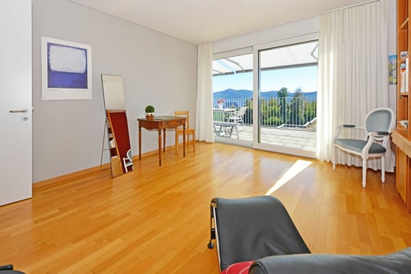 Exklusive 5.5-Zimmer-Attikawohnung am Hönggerberg mit Panoramablick 13