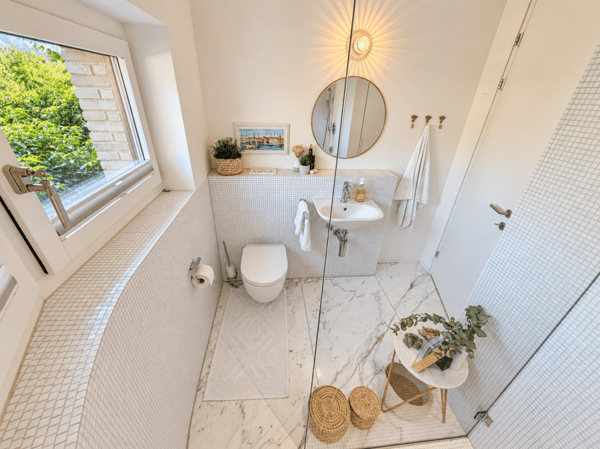 Befristete Vermietung: Exklusives 7.5-Zimmer-Architektenhaus mit Seesicht, Pool und Dachterrasse 18
