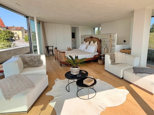 Befristete Vermietung: Exklusives 7.5-Zimmer-Architektenhaus mit Seesicht, Pool und Dachterrasse 15