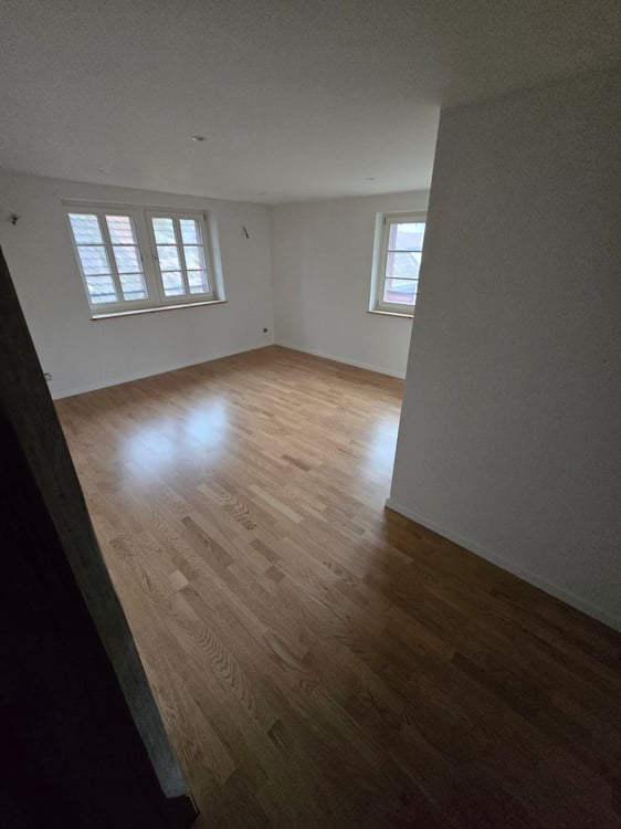 Charmante 7.5-Zimmer-Wohnung in historischem Gebäude in Ottenbach 14