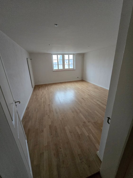 Charmante 7.5-Zimmer-Wohnung in historischem Gebäude in Ottenbach 16
