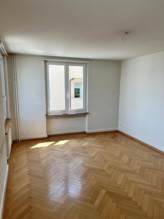 Helle 4-Zimmer-Wohnung mit Balkon an ruhiger Lage in Zürich-Wollishofen 13