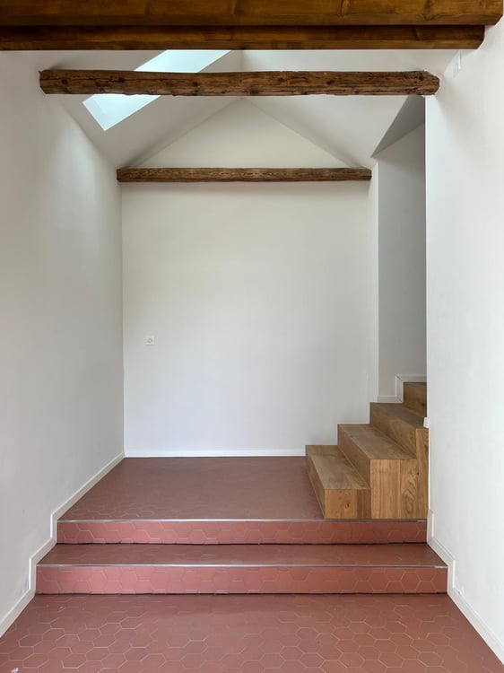 Stilvolle 3.5-Zimmer-Maisonette-Wohnung mit Gartensitzplatz 3