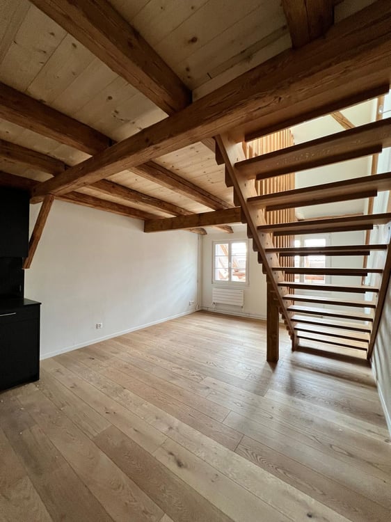 Stilvolle 3.5-Zimmer-Maisonette-Wohnung mit Gartensitzplatz 8