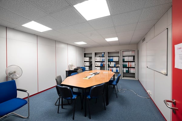 Prächtige Räumlichkeiten von ca. 720m2 im 2. Stock des CTN 12 10