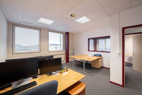 570m2 de bureaux au 3ème étage (avec terrasse) du CTN 12 à Plan-les-Ouates 9