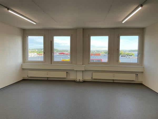 Büro mit 8m2 im Flughafengebiet Rümlang zu vermieten ab sofort 2