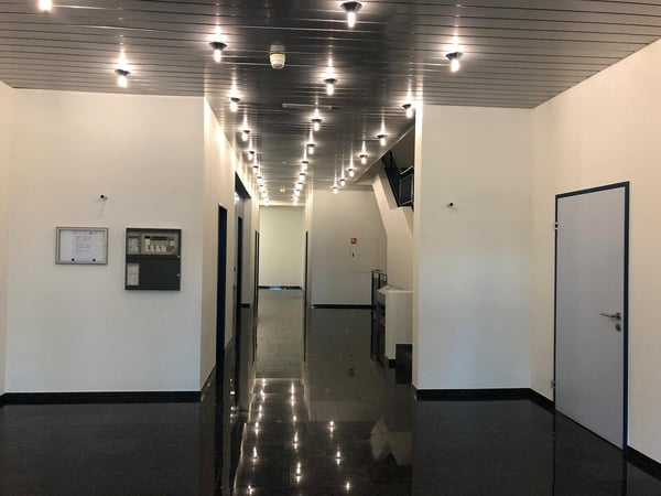 Bürofläche von 302-730m2 im Flughafengebiet Rümlang zu vermieten ab sofort 7