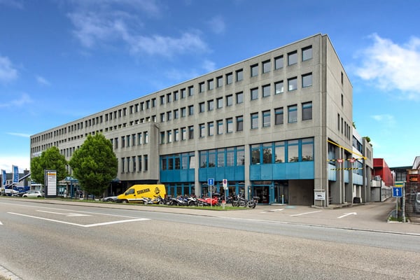 Labor- und Büroräume mit 525m2 im Flughafengebiet Rümlang zu vermieten ab 01.01.2026 1