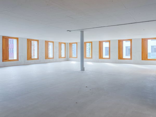 Bezugsfertige & nachhaltige Büros direkt am Bahnhof Schlieren 10