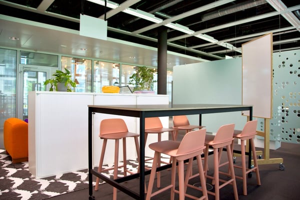 Modernes Büro (25–100 m²) im FlexOffice Dino – 1 Min. zum Bahnhof Oerlikon 8