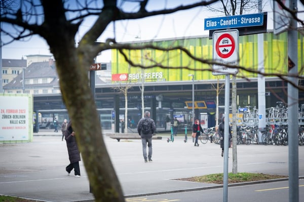 Modernes Büro (25–100 m²) im FlexOffice Dino – 1 Min. zum Bahnhof Oerlikon 14