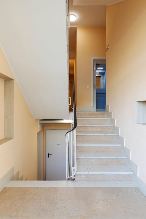 Affittasi appartamenti ristrutturati in centro Chiasso 12