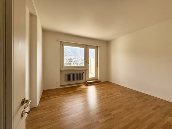 Piano attico - affittasi appartamenti ristrutturati in centro Chiasso 3