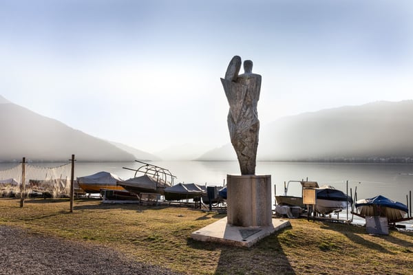 Vendesi proprietà storica con licenza edilizia nel cuore di Bissone 12