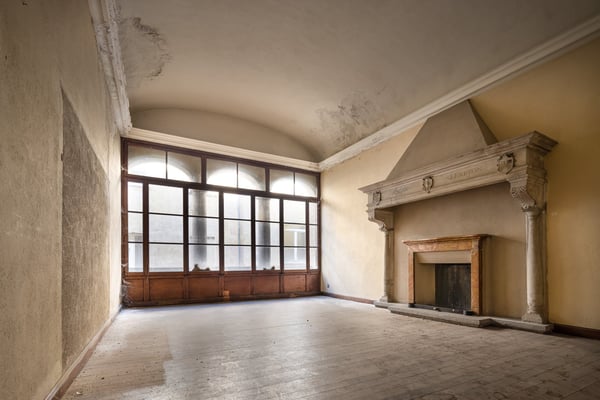 Vendesi proprietà storica con licenza edilizia nel cuore di Bissone 8