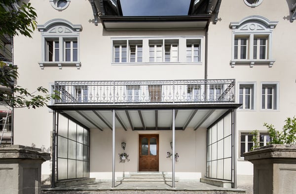 4.4 % Rendite - Stilvolles Jugendstil-Mehrfamilienhaus mit 7 Wohnungen und Garten 4