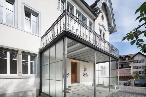 4.4 % Rendite - Stilvolles Jugendstil-Mehrfamilienhaus mit 7 Wohnungen und Garten 3