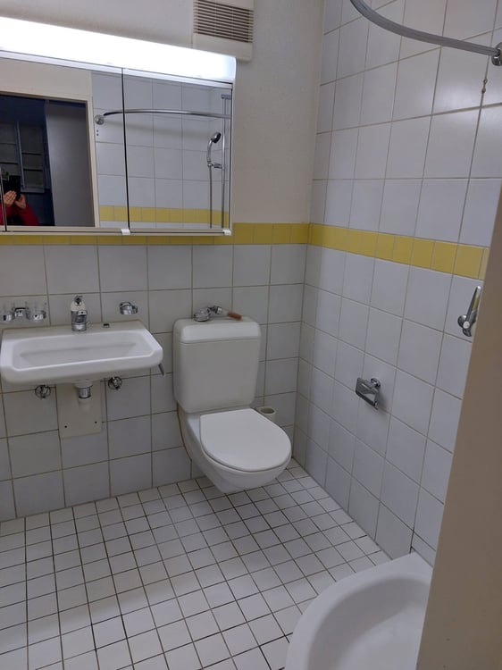 Schöne gepflegte Wohnung mit Balkon 4