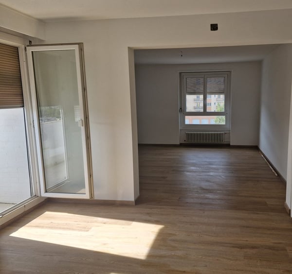 TOP grande 3.5-pièce appartement rénové avec balcon 8