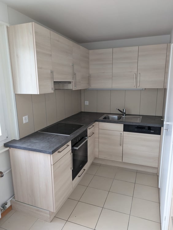 TOP 1.5-pièce Appartement rénové 1