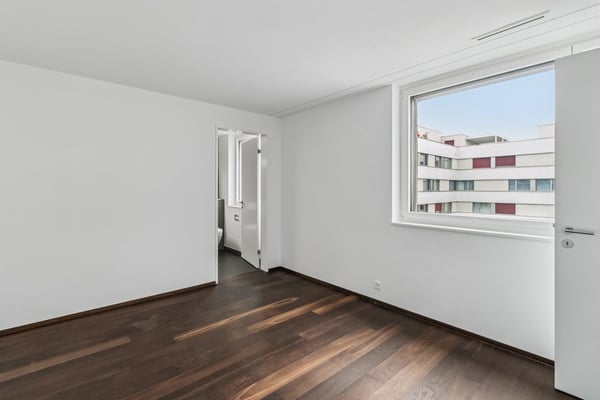 Stilvoll, modern und zentral Wohnen in Schlieren! 8