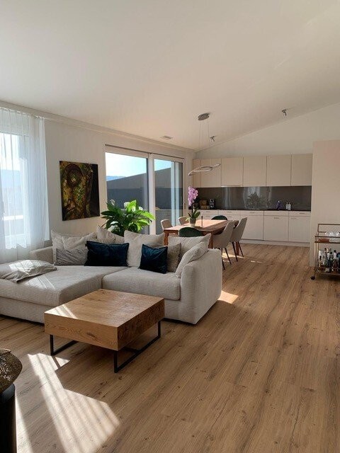 Moderne Wohnung an sonniger Lage 2