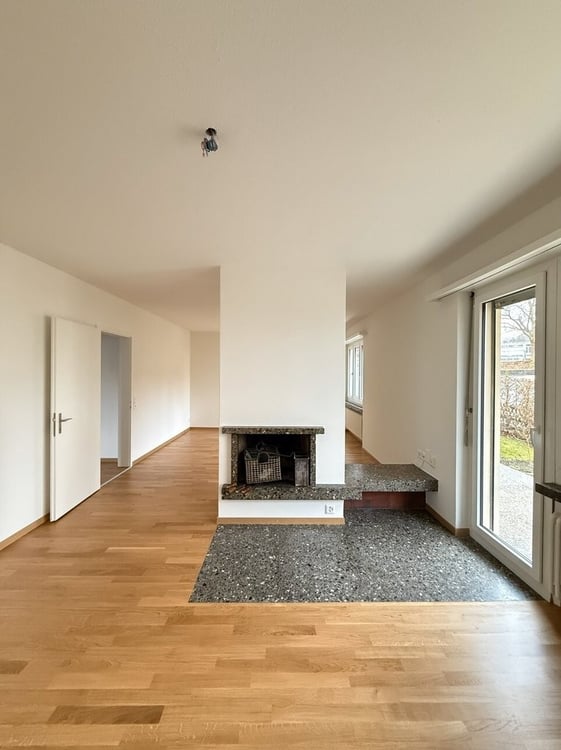 Frisch Sanierte Wohnung in Zürich 2