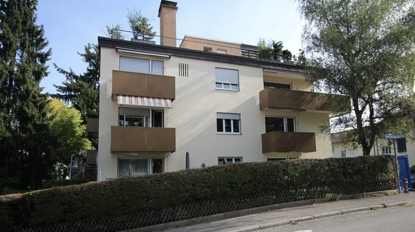 Frisch Sanierte Wohnung in Zürich 1