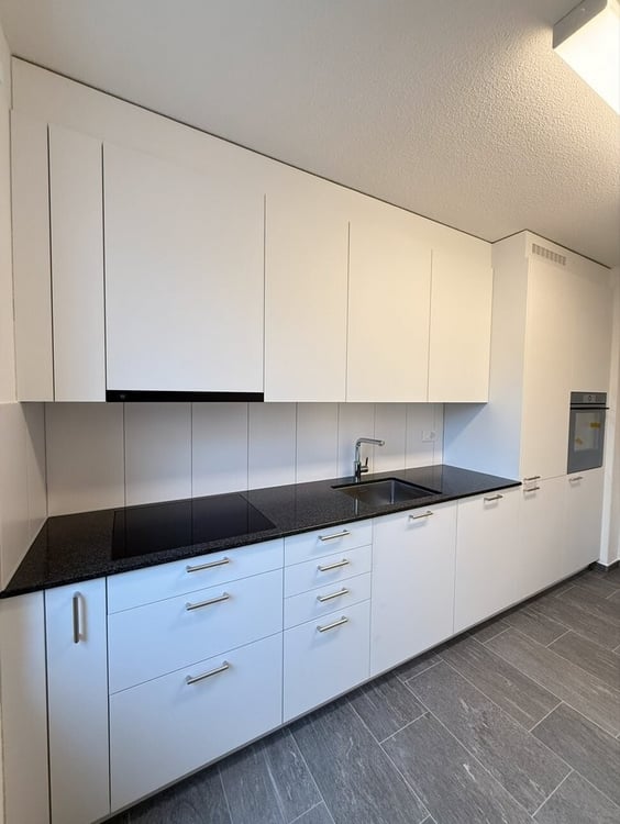 Frisch Sanierte Wohnung in Zürich 4