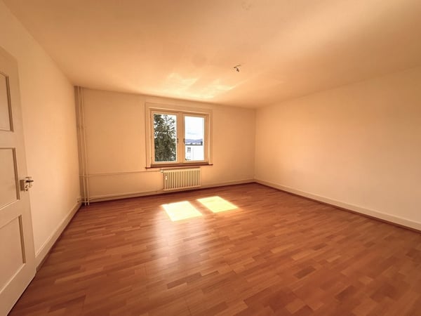 Charmante Wohnung mit grosszügigem Grundriss 7