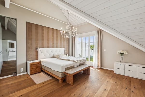 Ihr neues Zuhause mit Gartenparadies - 8.5-Zimmer-Doppeleinfamilienhaus in Unterengstringen 11