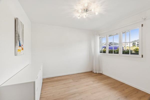 Ihr neues Zuhause mit Gartenparadies - 8.5-Zimmer-Doppeleinfamilienhaus in Unterengstringen 10