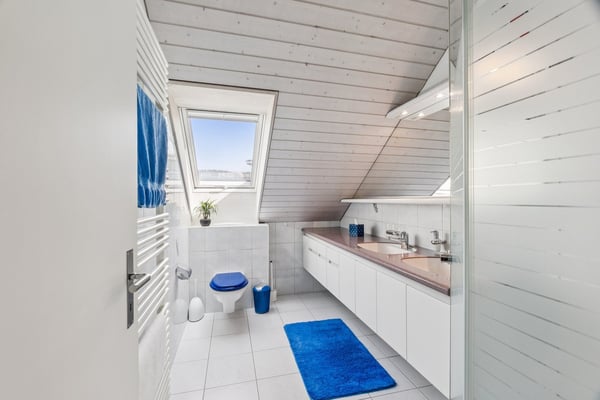 Ihr neues Zuhause mit Gartenparadies - 8.5-Zimmer-Doppeleinfamilienhaus in Unterengstringen 13